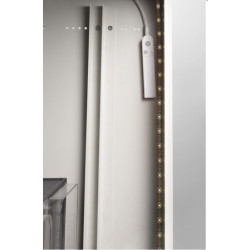 Skříň na drobný materiál s posuvnými panely na kuličkových ložiscích